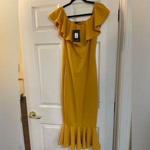 NWT Mustard colored peplum frilly dress
